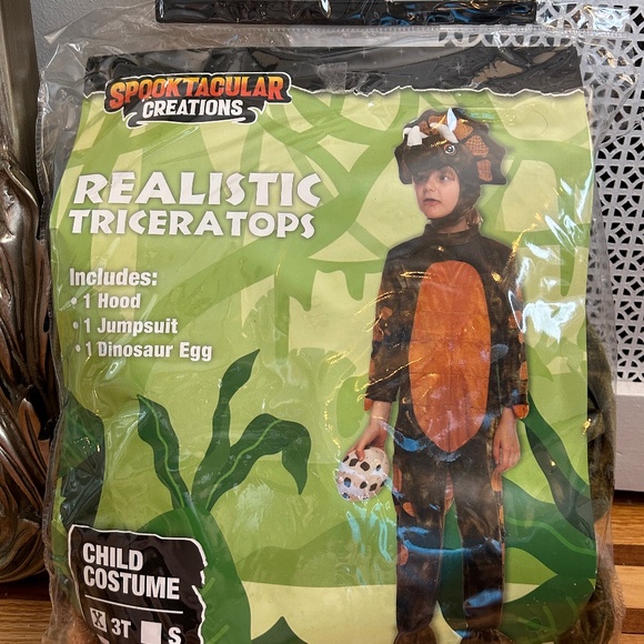Toddler Realistic Triceratops Halloween Costume 3T - Picture 1 of 4